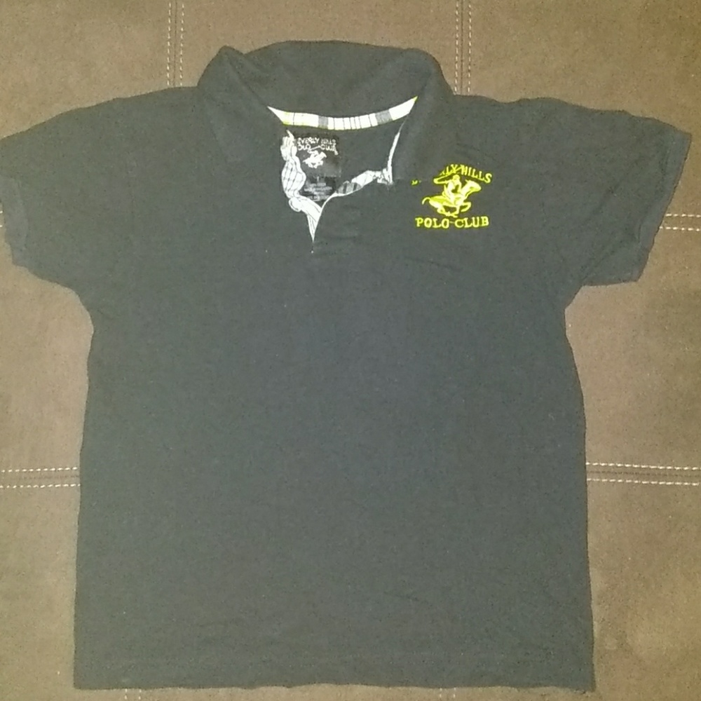 🚨MUST BUNDLE 🚨Used kids polo shirt